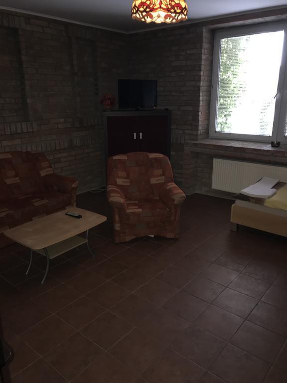 Batavya Penzion Topoľčany Dış mekan fotoğraf