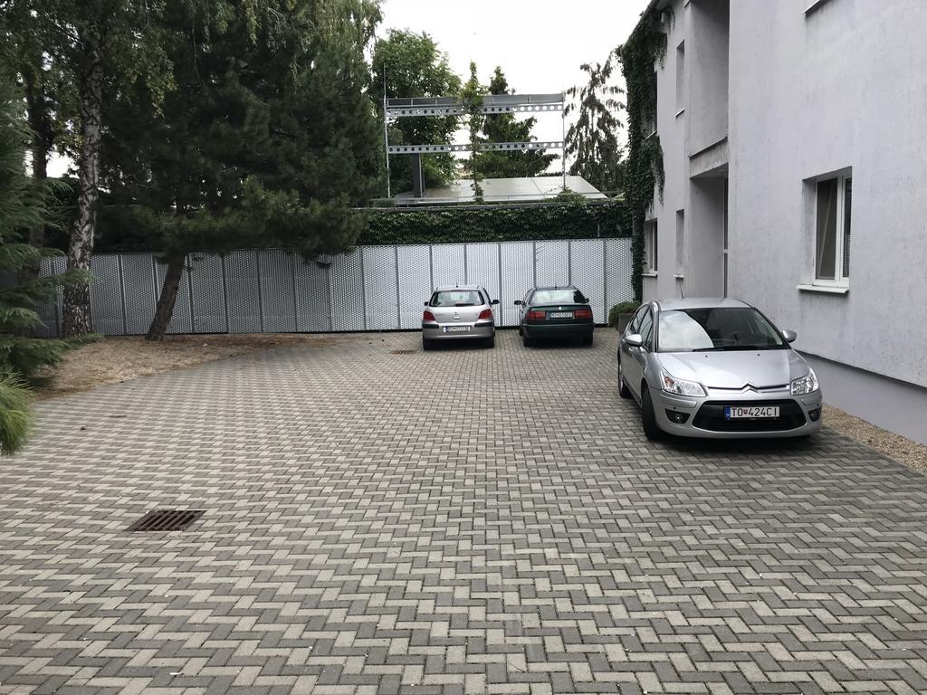 Batavya Penzion Topoľčany Dış mekan fotoğraf